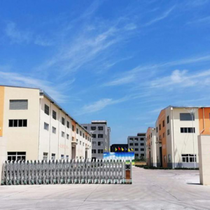 勇于在危機中育新機，在變局中開新局
